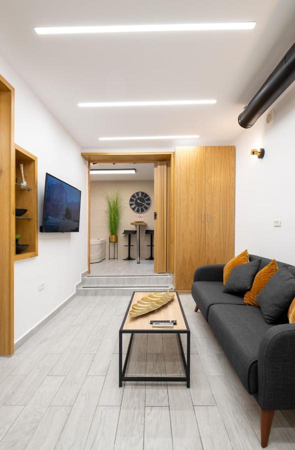 Romsuites - Amazing Atmosphere, Baha'I Gardens Main Street, German Colony Haifa Esterno foto